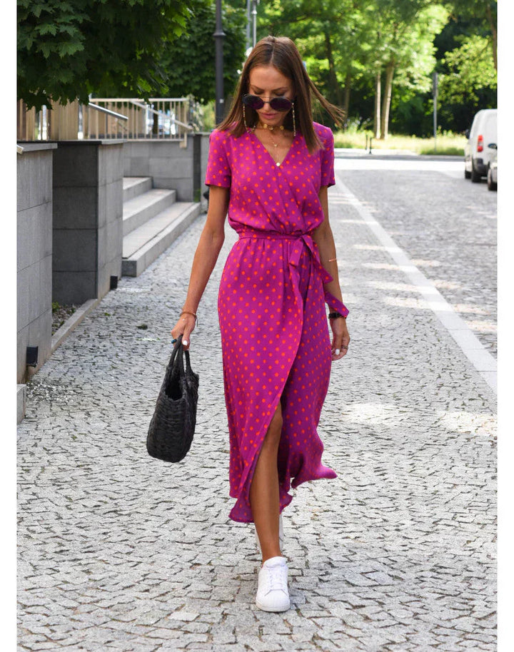 Magda™ | Elegantní šaty s výstřihem a modelujícím střihem