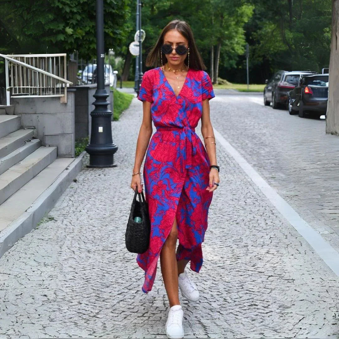 Magda™ | Elegantní šaty s výstřihem a modelujícím střihem